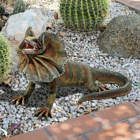 Frilled Neck Lizard Statue