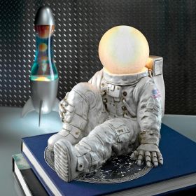 Astronaut At Ease Lamp